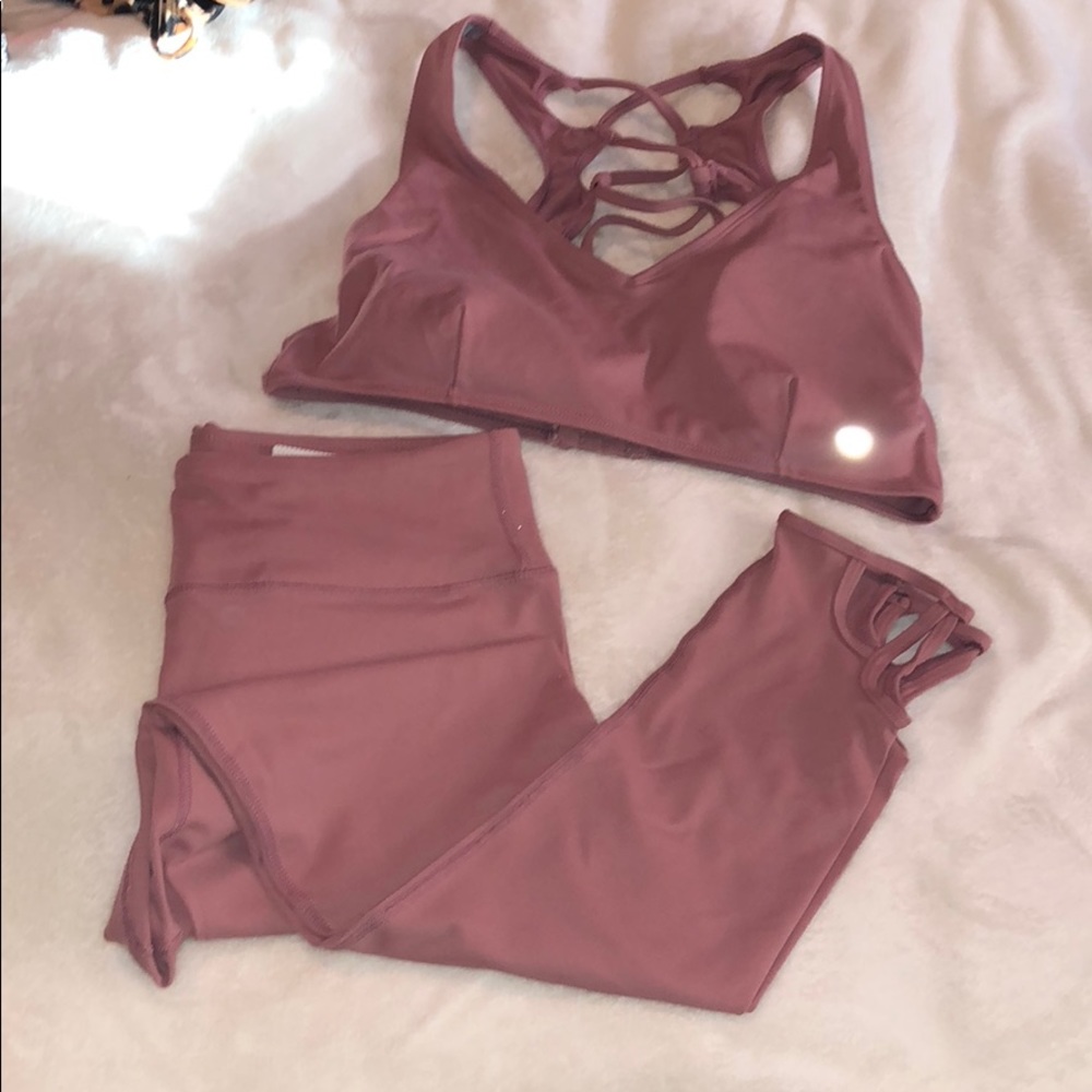 Pink workout leggings & sports bra set